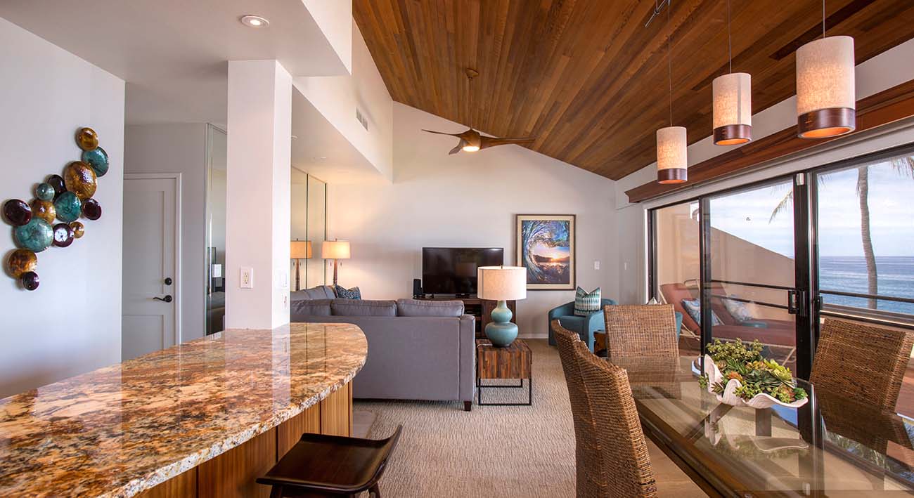 Luxury Two Bedroom Beach Condo Sleeps Four Guests Luxury Two Bedroom Beach Condo Sleeps Four Guests
